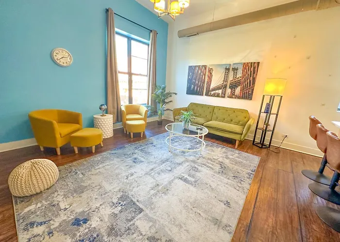 Mccormick Place 3Br-2Ba With Optional Parking - Sleeps 8