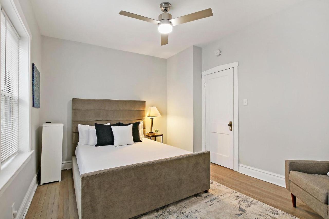 2br Beaming & Roomy Apt Close To Shops - Springfield 2 Apartment *
