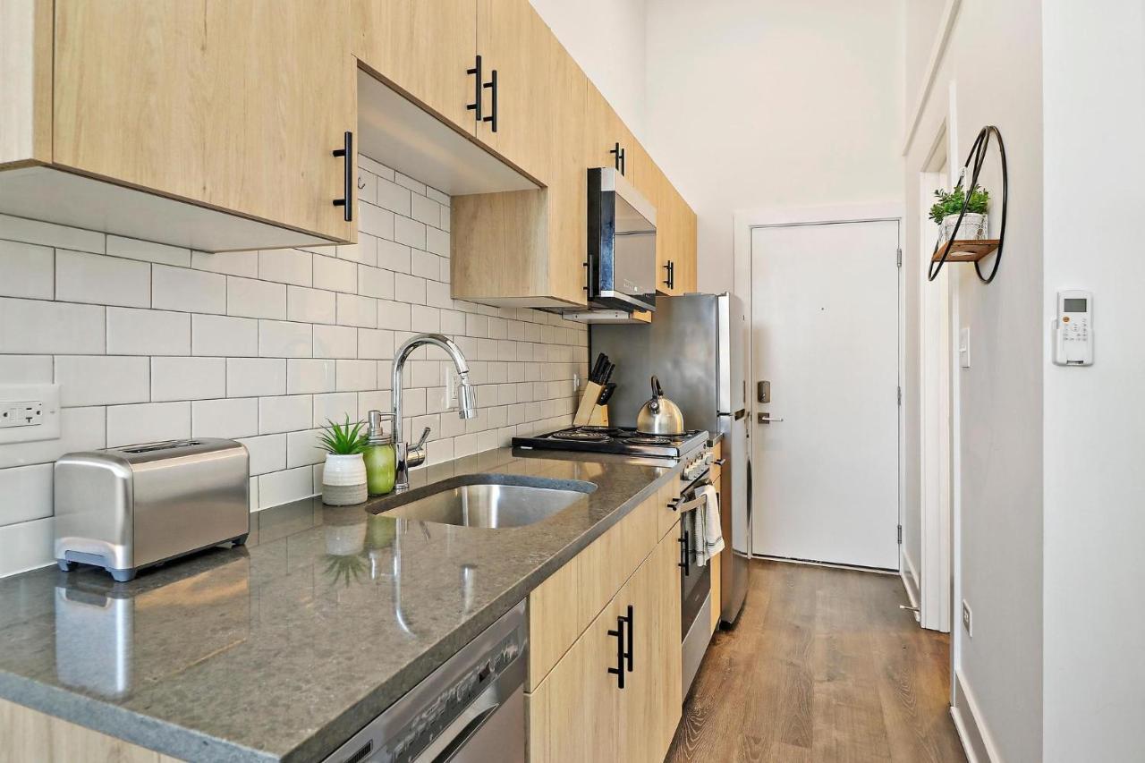 Stylish Apt With A Modern Kitchen - Wilson 418 * Chicago