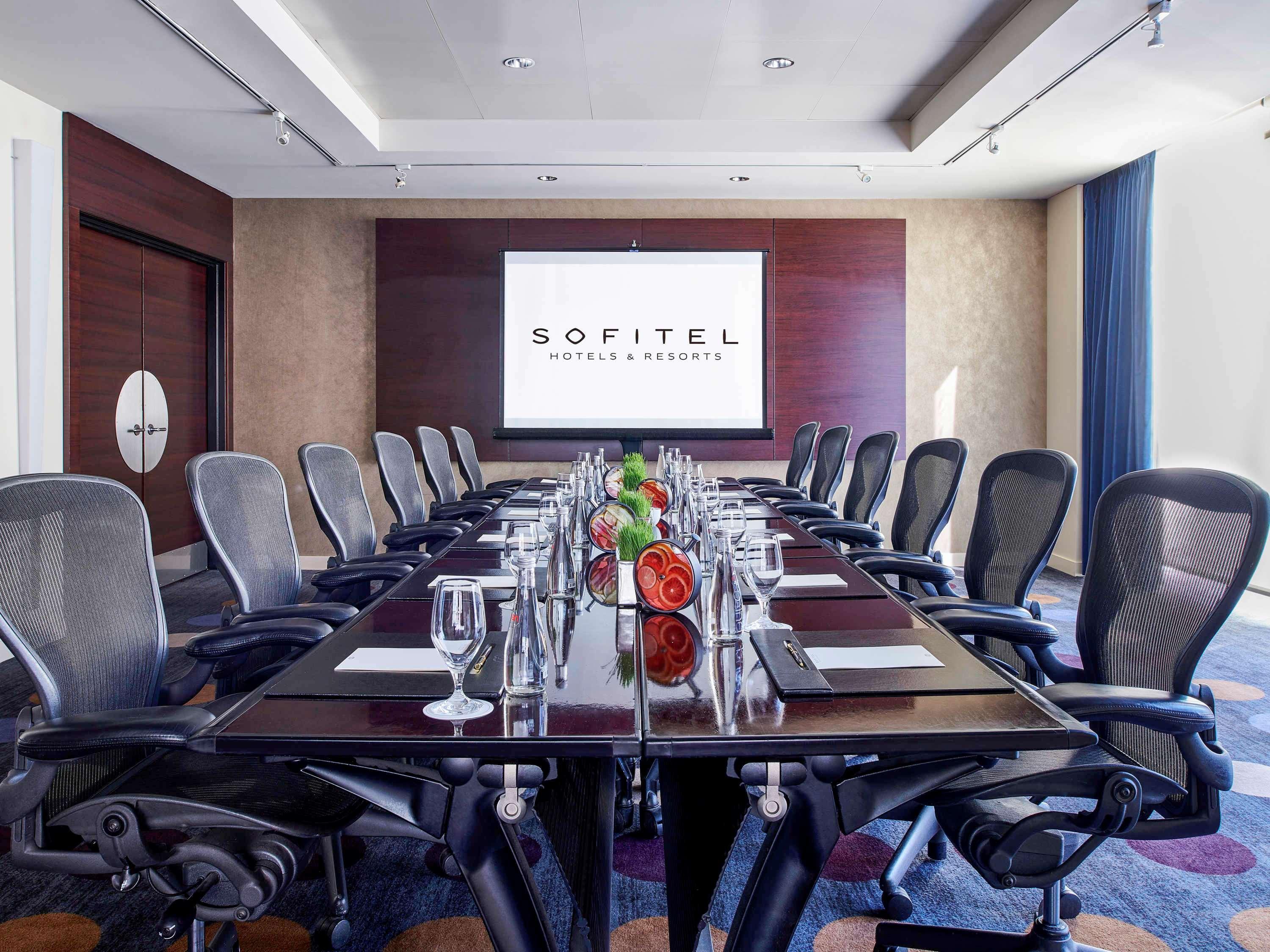 Hotel Sofitel Magnificent Mile