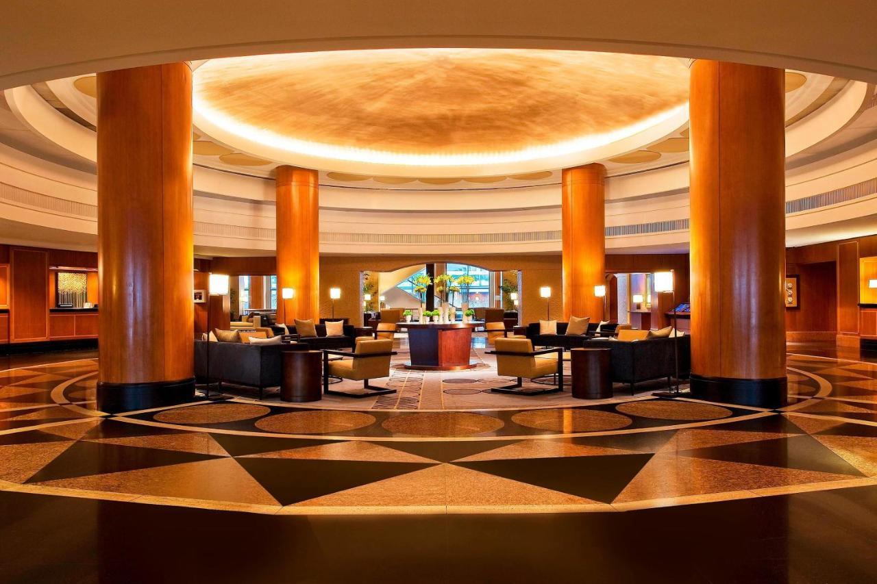 Hotel Sheraton Grand Riverwalk Chicago