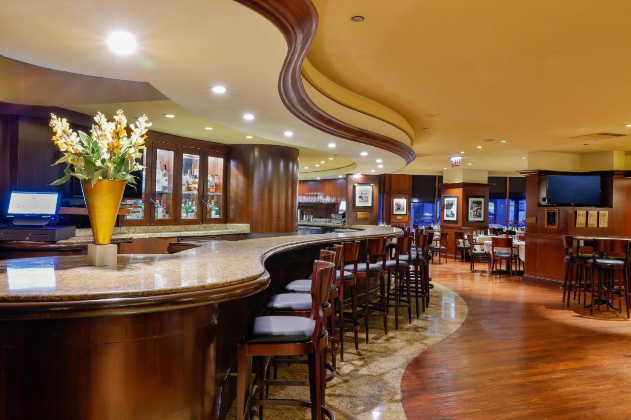Hotel Sheraton Grand Riverwalk 4*