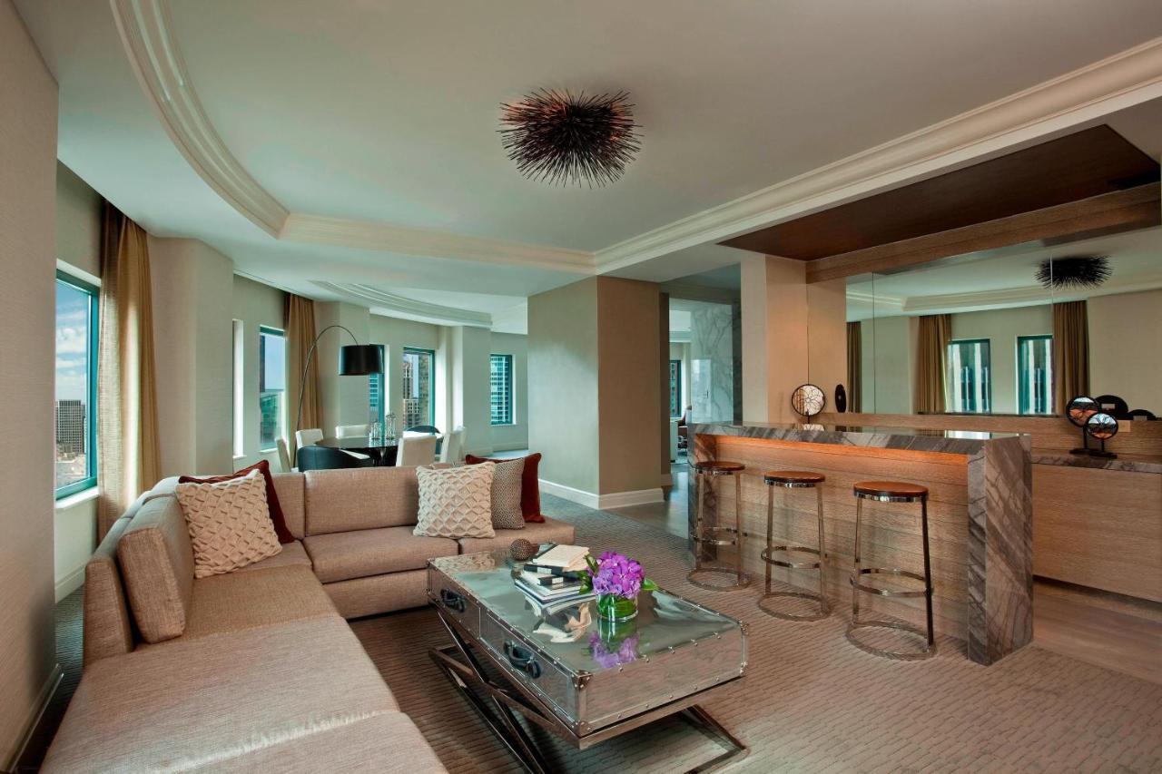 Sheraton Grand Riverwalk 4*