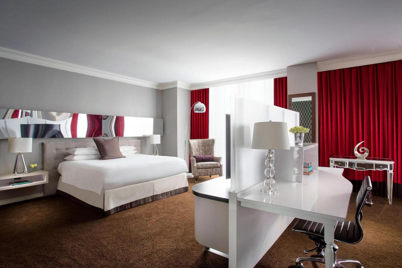 Downtown, Autograph Collection Hotel 4*