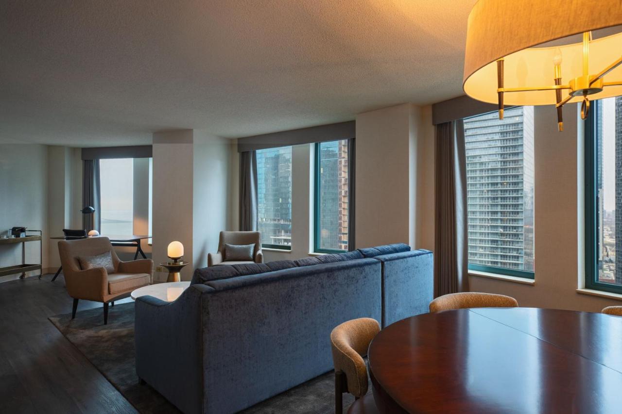 Sheraton Grand Riverwalk Hotel Chicago