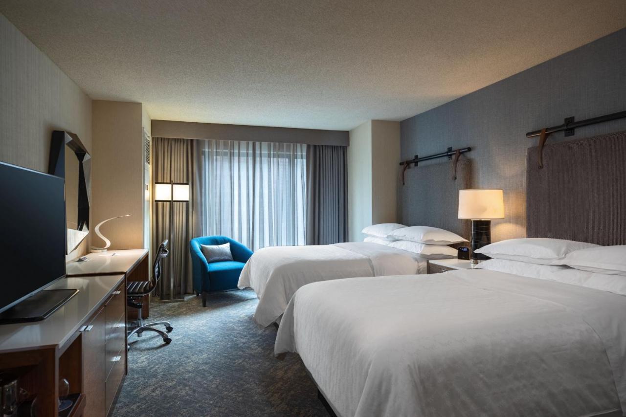 Sheraton Grand Riverwalk Hotel Chicago