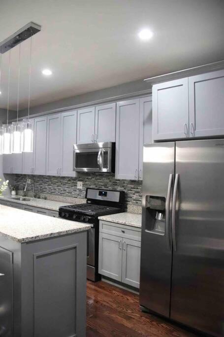 Apartamento Upscale Westside Of Chicago