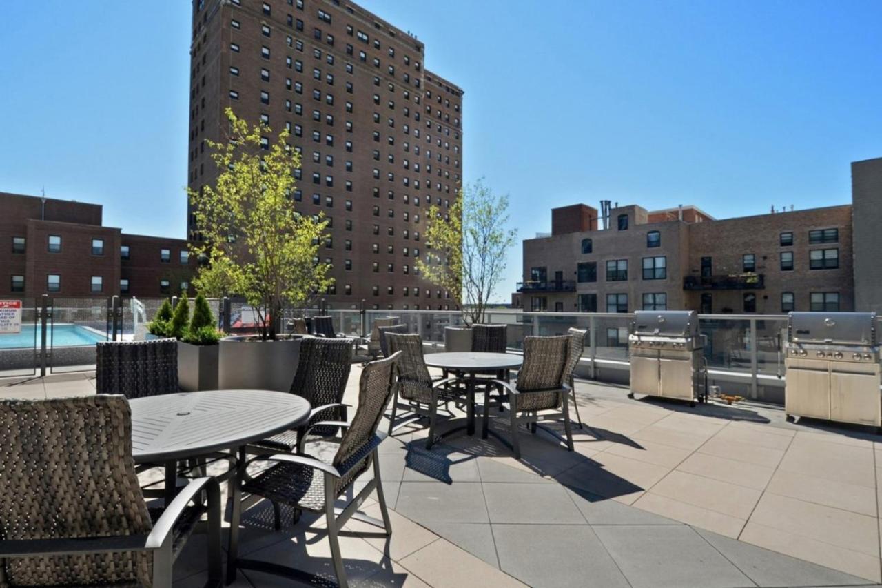 South Loop 1br W Gym Pool Nr Grant Park Chi-764 Apartment Chicago