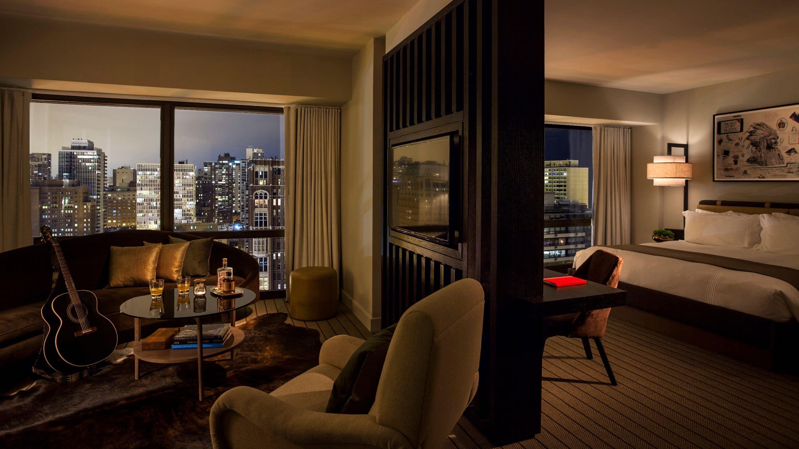 Thompson Chicago, By Hyatt Hotel Chicago