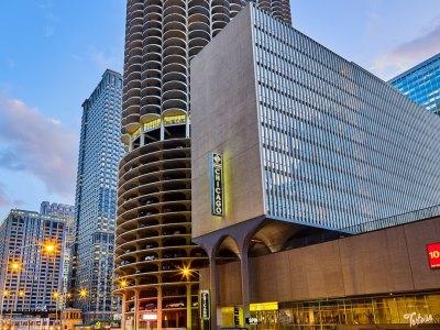 Downtown, Autograph Collection Hotel 4*