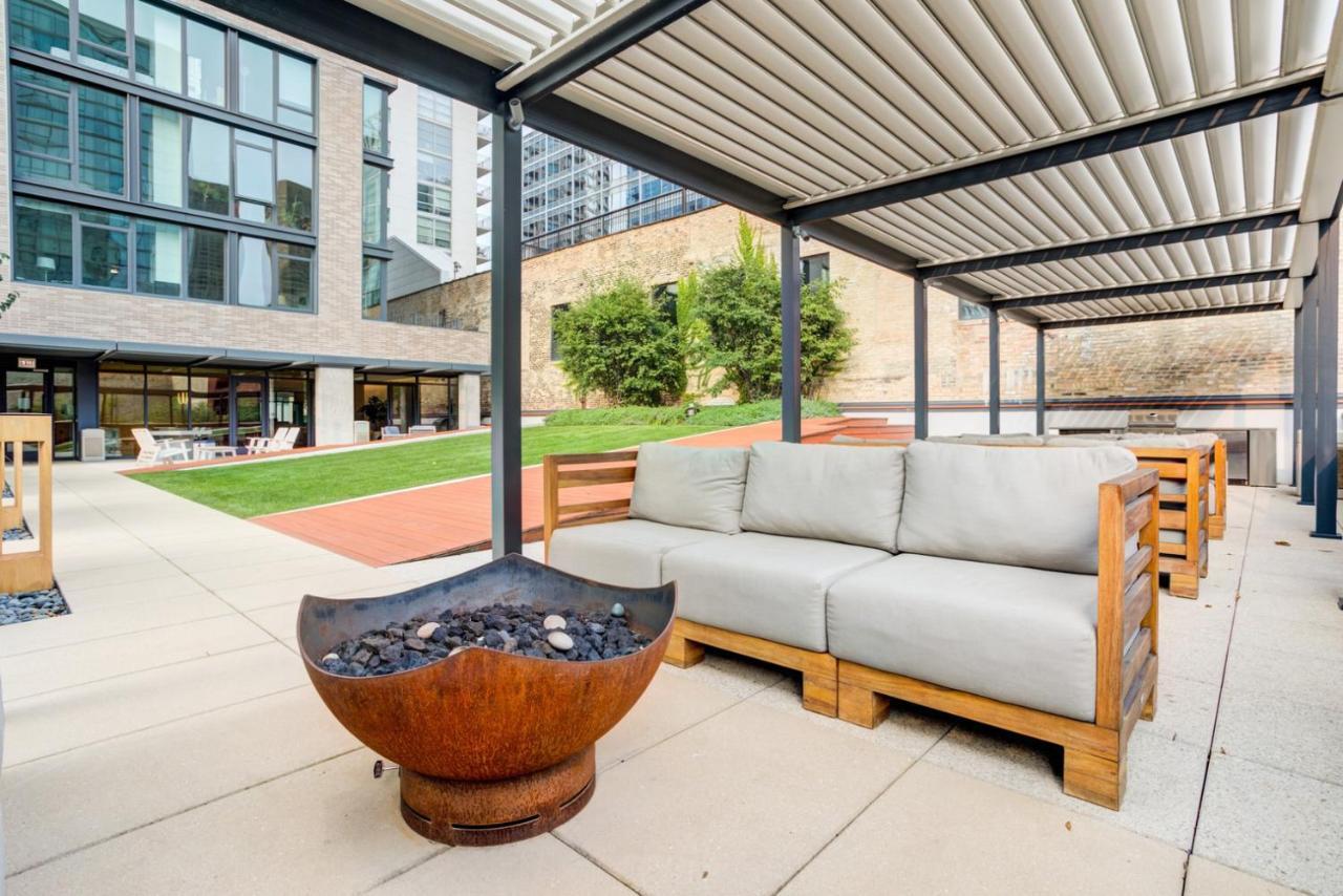 Apartment W Loop W Pool Gym Lounge Nr L Chi-747 *