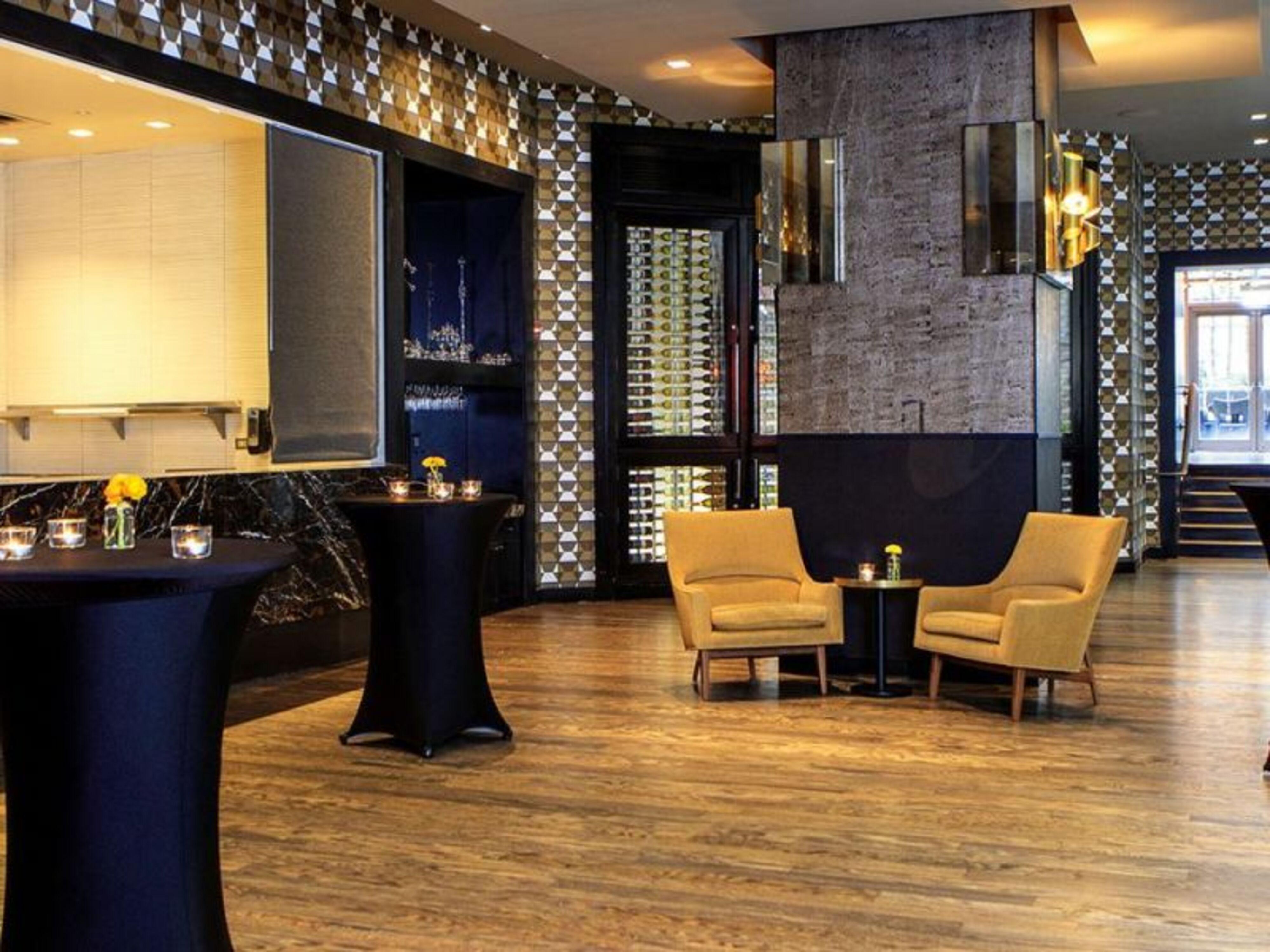 The Royal Sonesta River North Hotel 4*