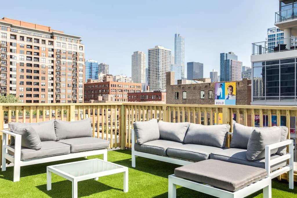 The Orleans - Entire Building - With Rooftop Deck *
