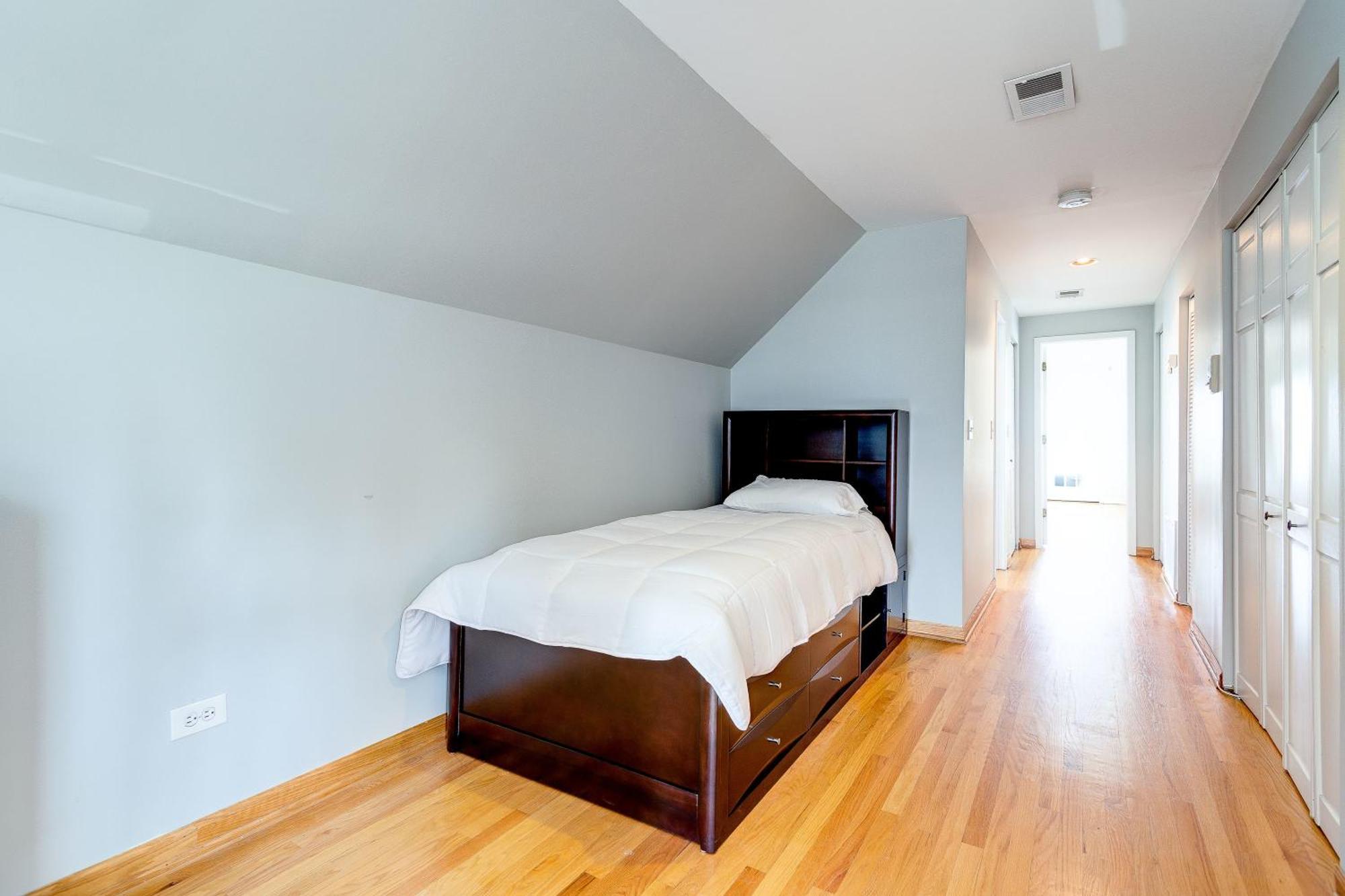 3 Flat Building Downtown - With Private Patios Apartment
