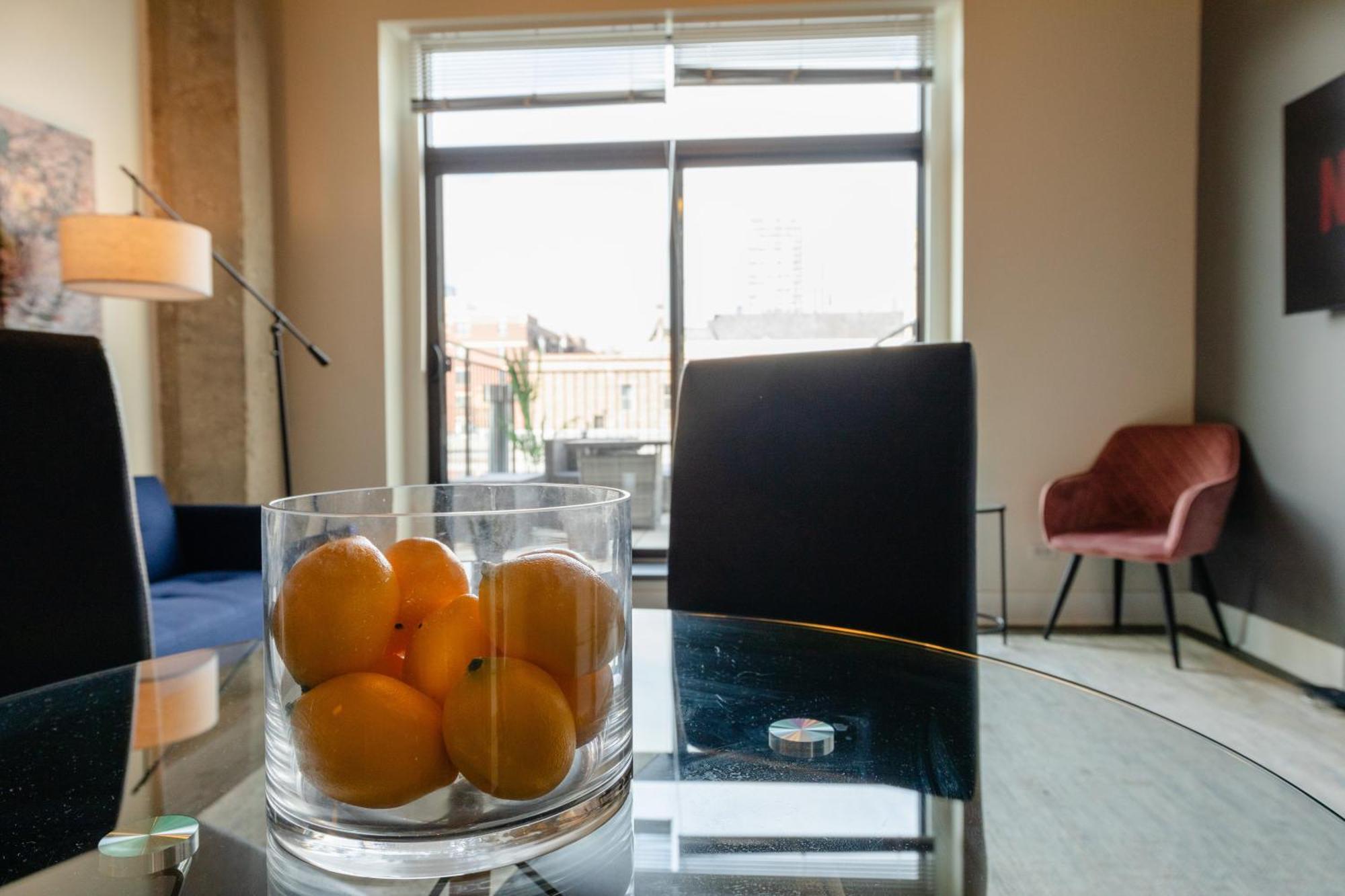 Apartment Mccormick Patio Skyline View 2b/2b With Optional Parking For Up To 6 People Chicago