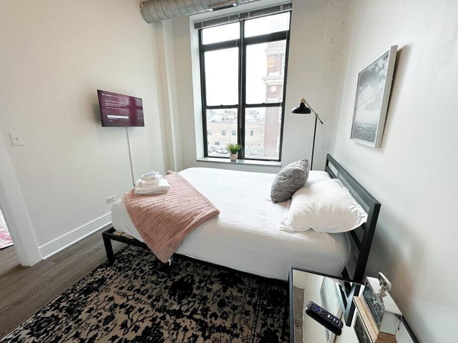 Apartamento Mccormick 2b-2ba For Up To 8 Guests With Optional Parking & Gym *