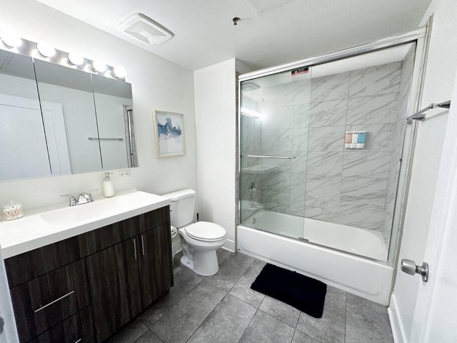 Mccormick 2b-2ba For Up To 8 Guests With Optional Parking & Gym Apartamento
