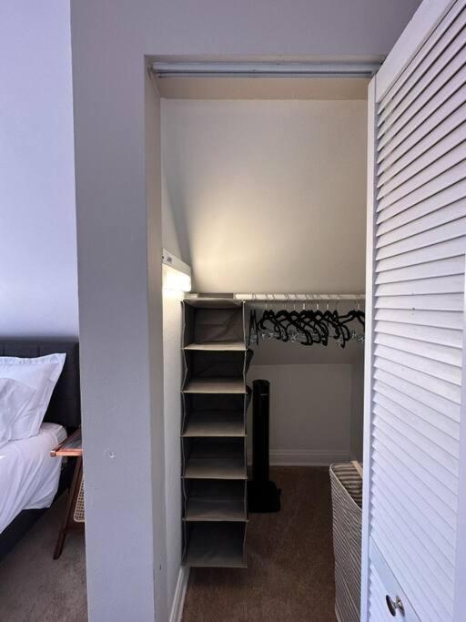 Flexhome Avondale 3br Duplex W2 Apartment Chicago
