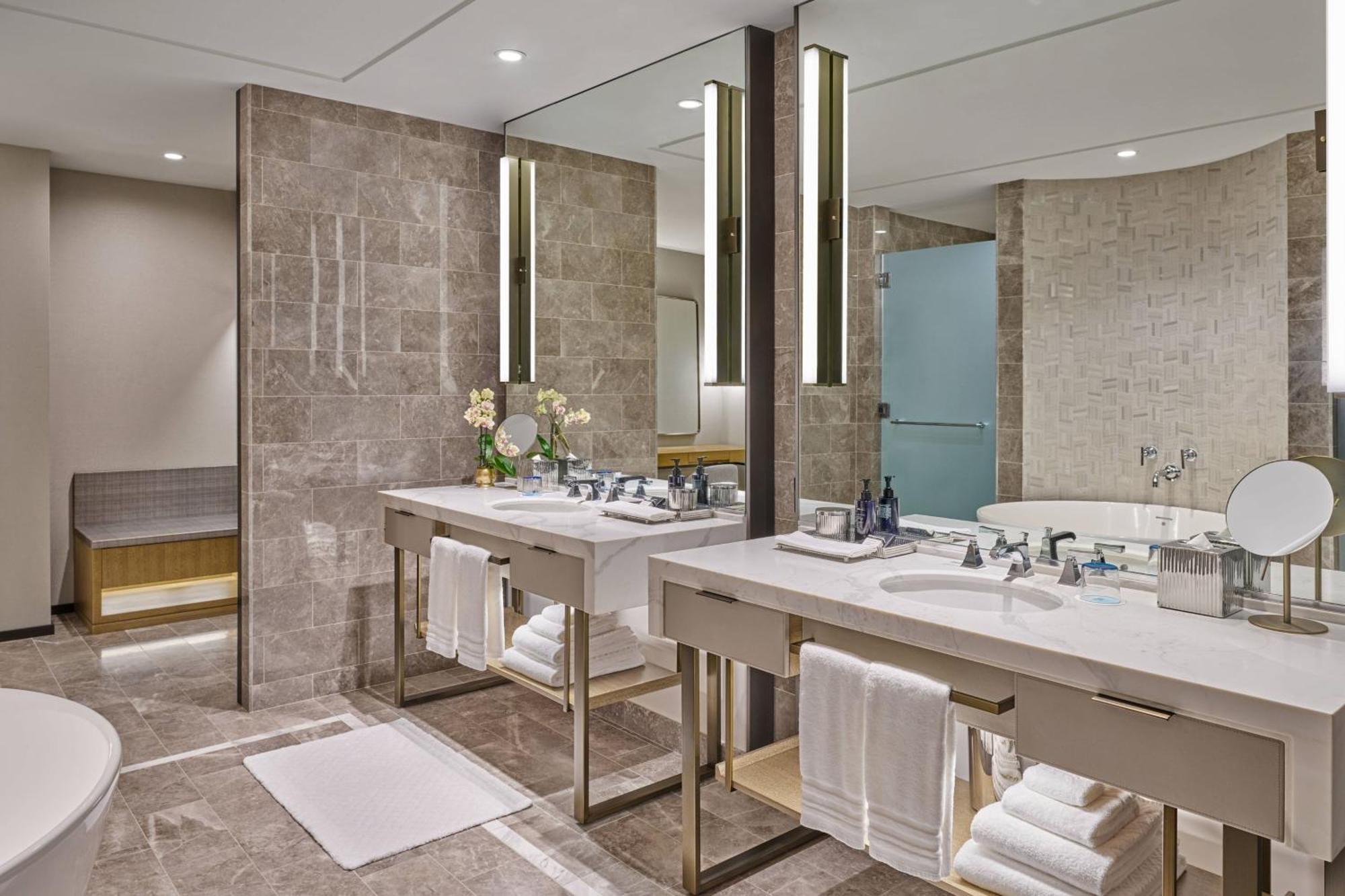 The St. Regis Hotel Chicago