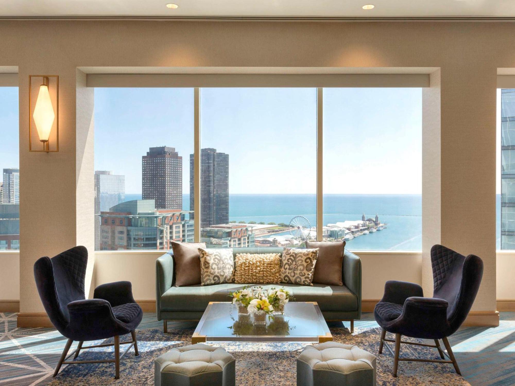 Swissotel Hotel 4*