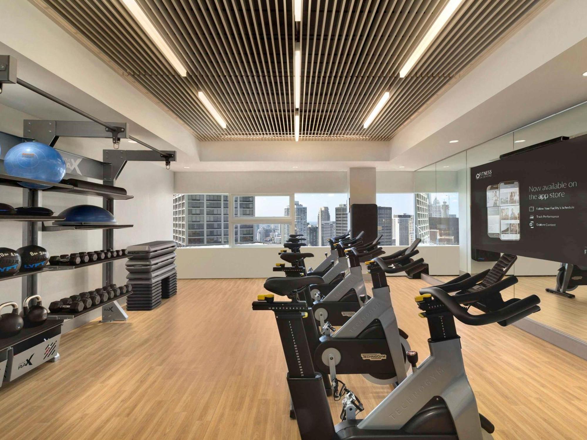 Swissotel Hotel 4*