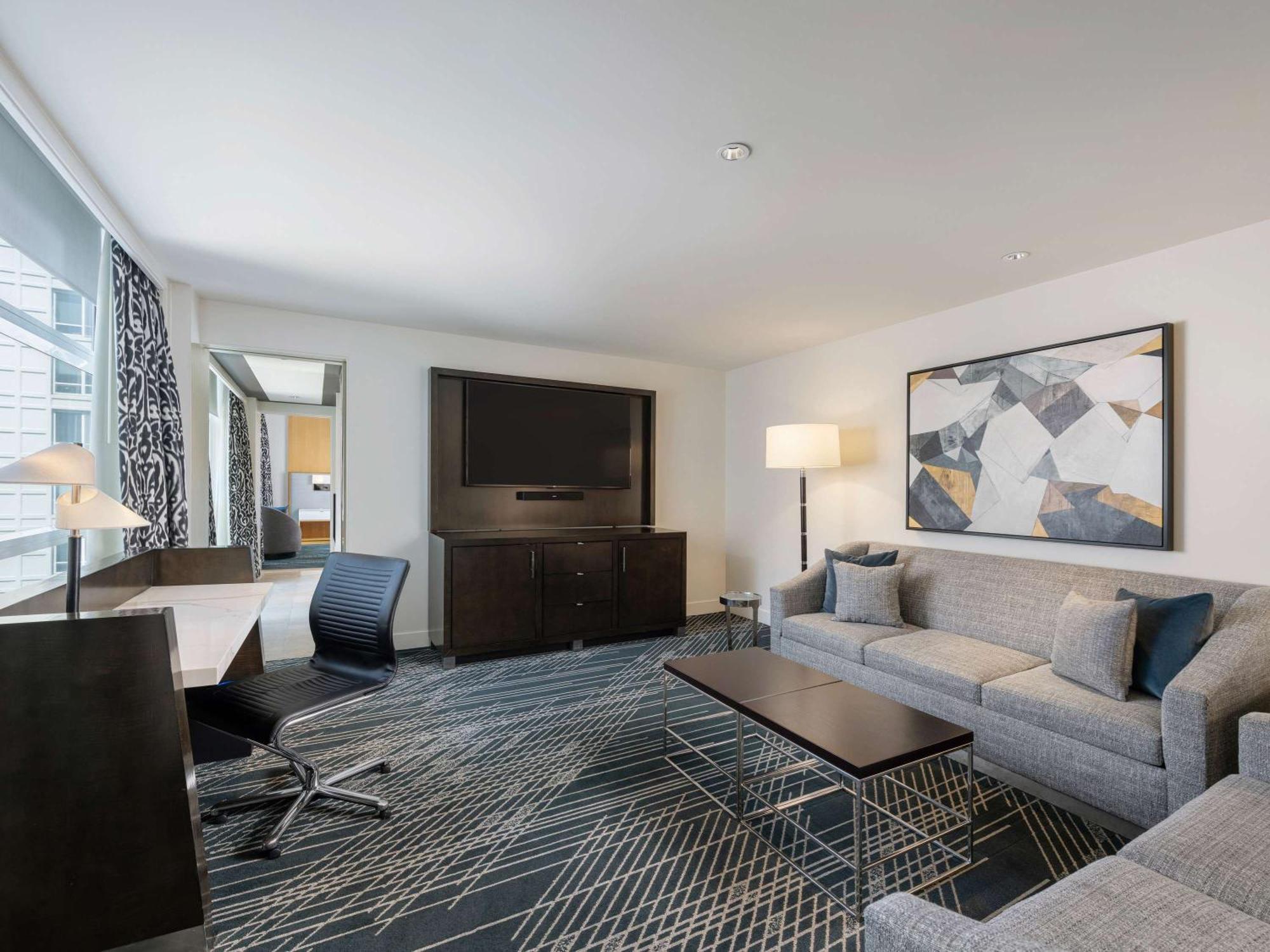 Sofitel Magnificent Mile