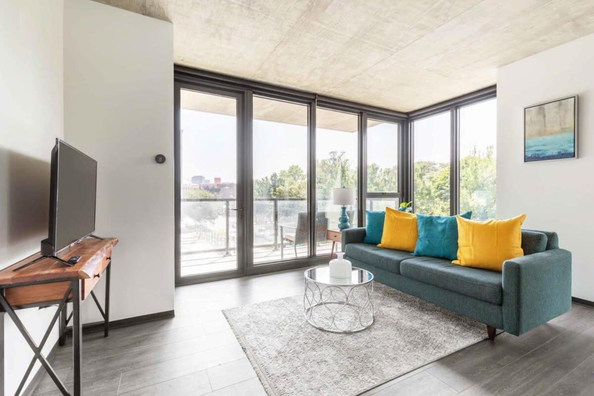 2br Chic New With Rooftop Pool & Gym Apartment *