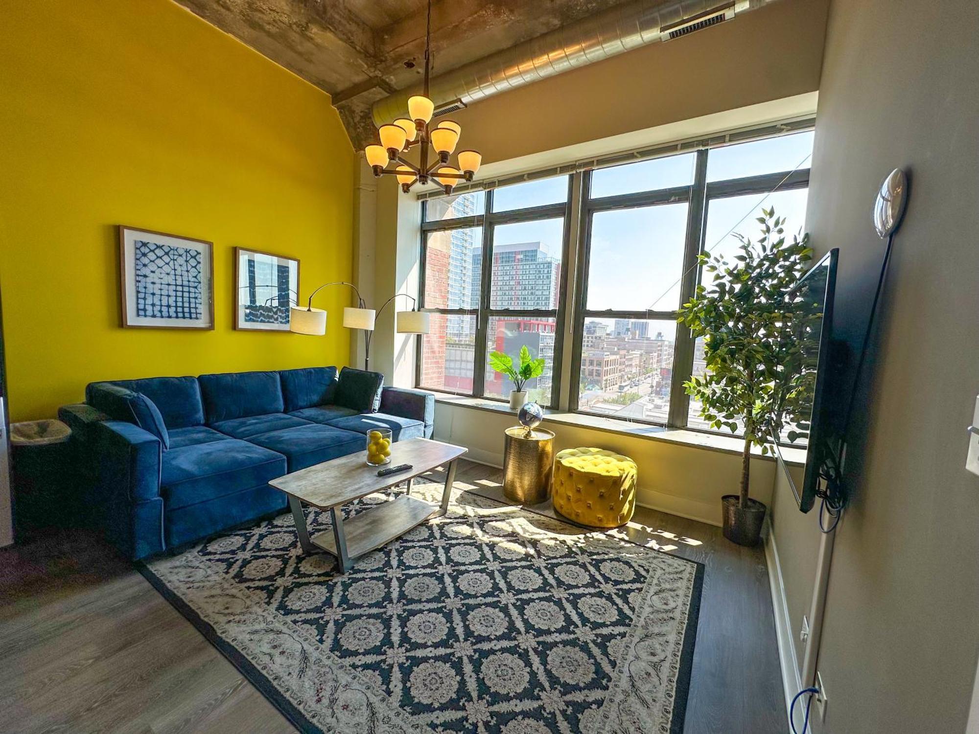 Mccormick 2br-2ba Family Unit For Up To 8 Guests With Optional Parking & Gym Access Apartment