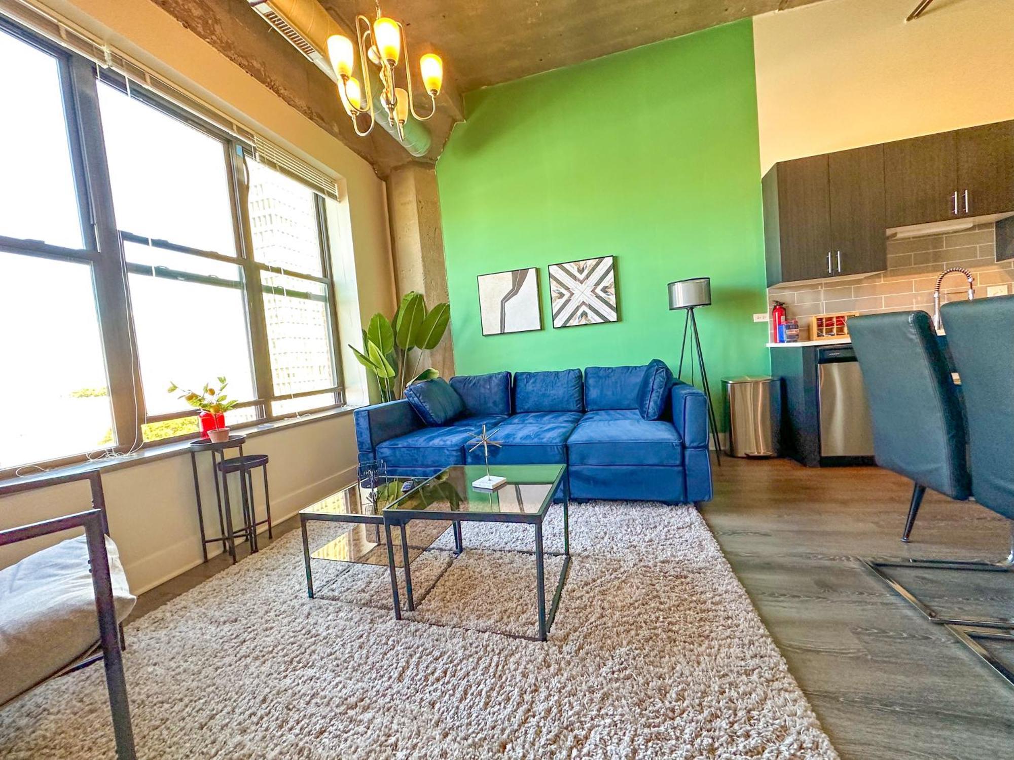 Mccormick 2br-2ba For Up To 8 Guests With Skyline View, Optional Parking & Gym Access * Chicago