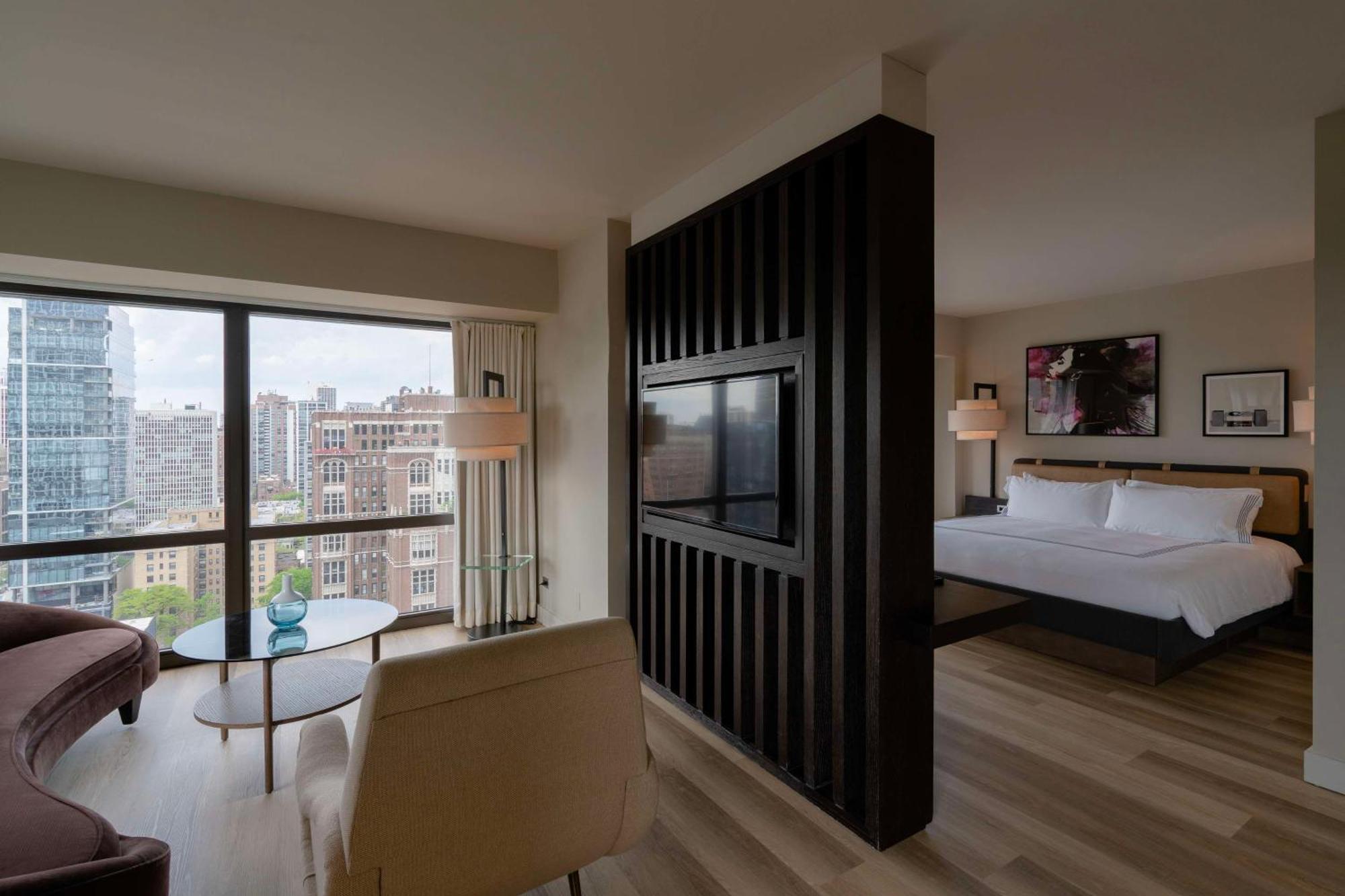 Thompson Chicago, By Hyatt 4*