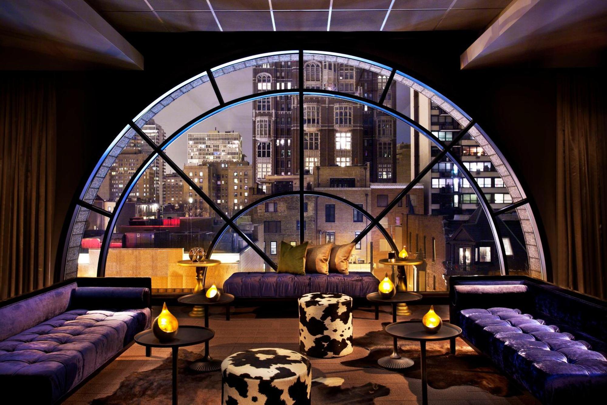 Thompson Chicago, By Hyatt 4*