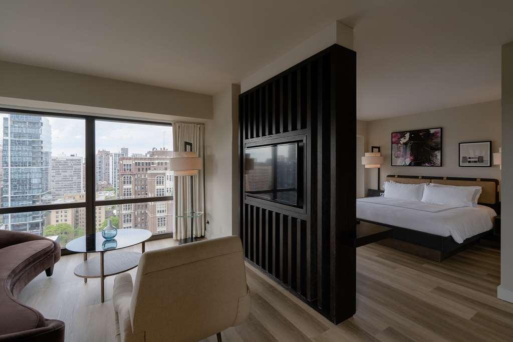 Thompson Chicago, By Hyatt 4*