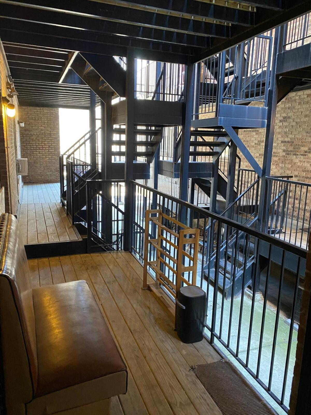 Apartment Entire In Heart Of Chicago