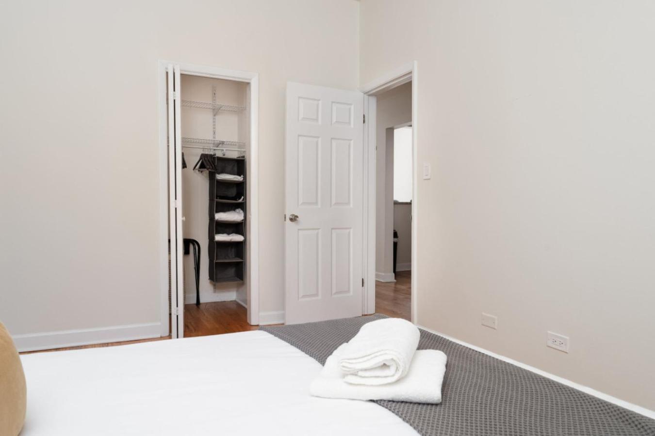 Charming Renovated In Ukrainian Village Apartment Chicago