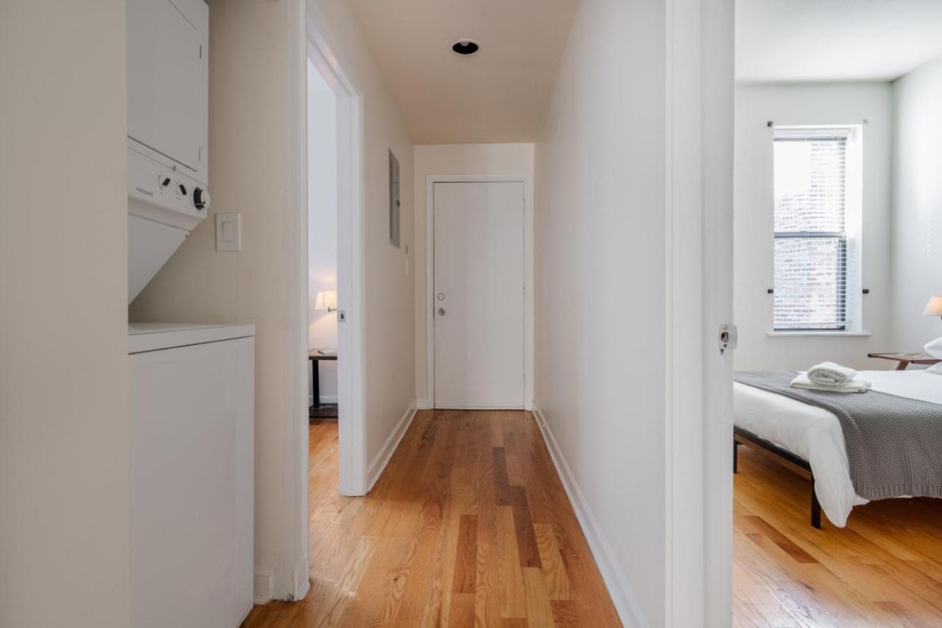 Apartment Charming Renovated In Ukrainian Village Chicago