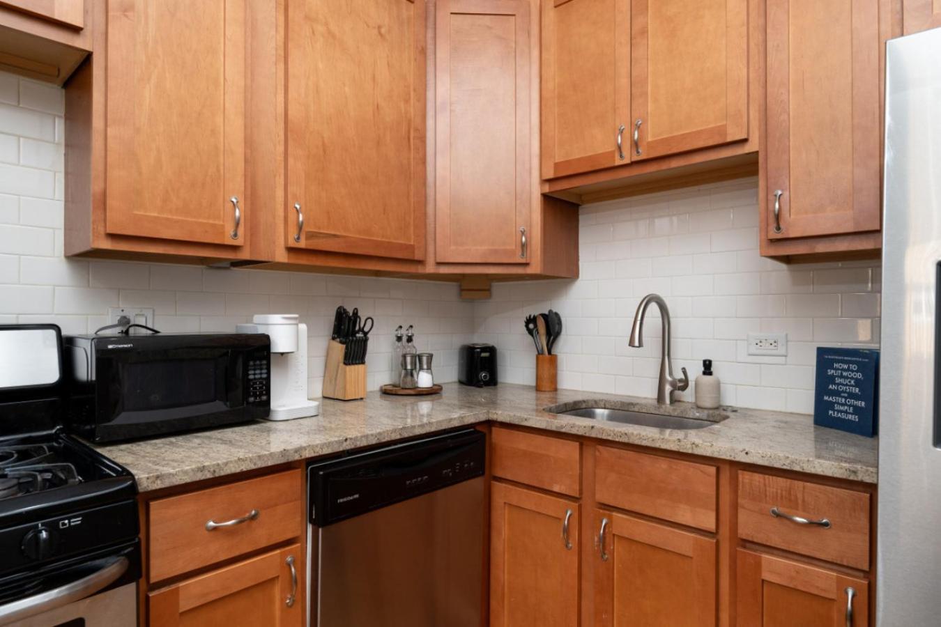 Charming Renovated In Ukrainian Village