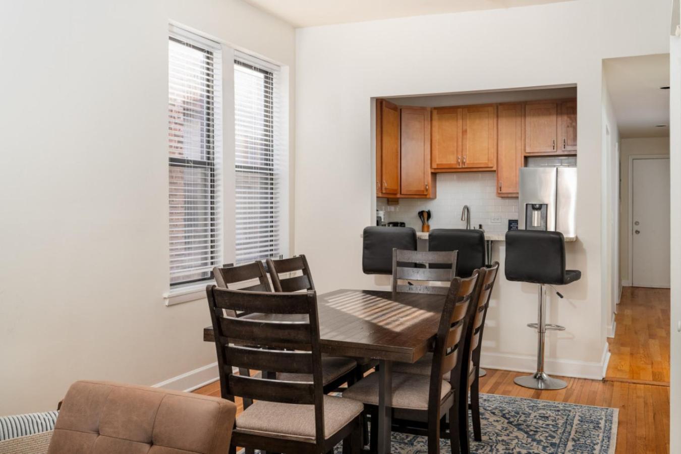 Charming Renovated In Ukrainian Village Apartment *