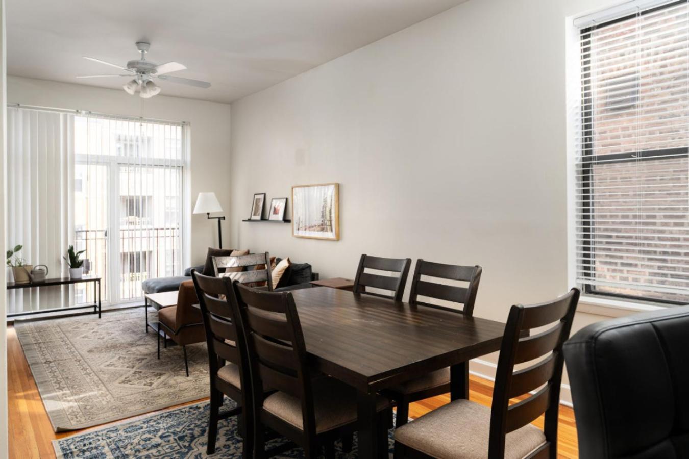 Apartment Charming Renovated In Ukrainian Village *