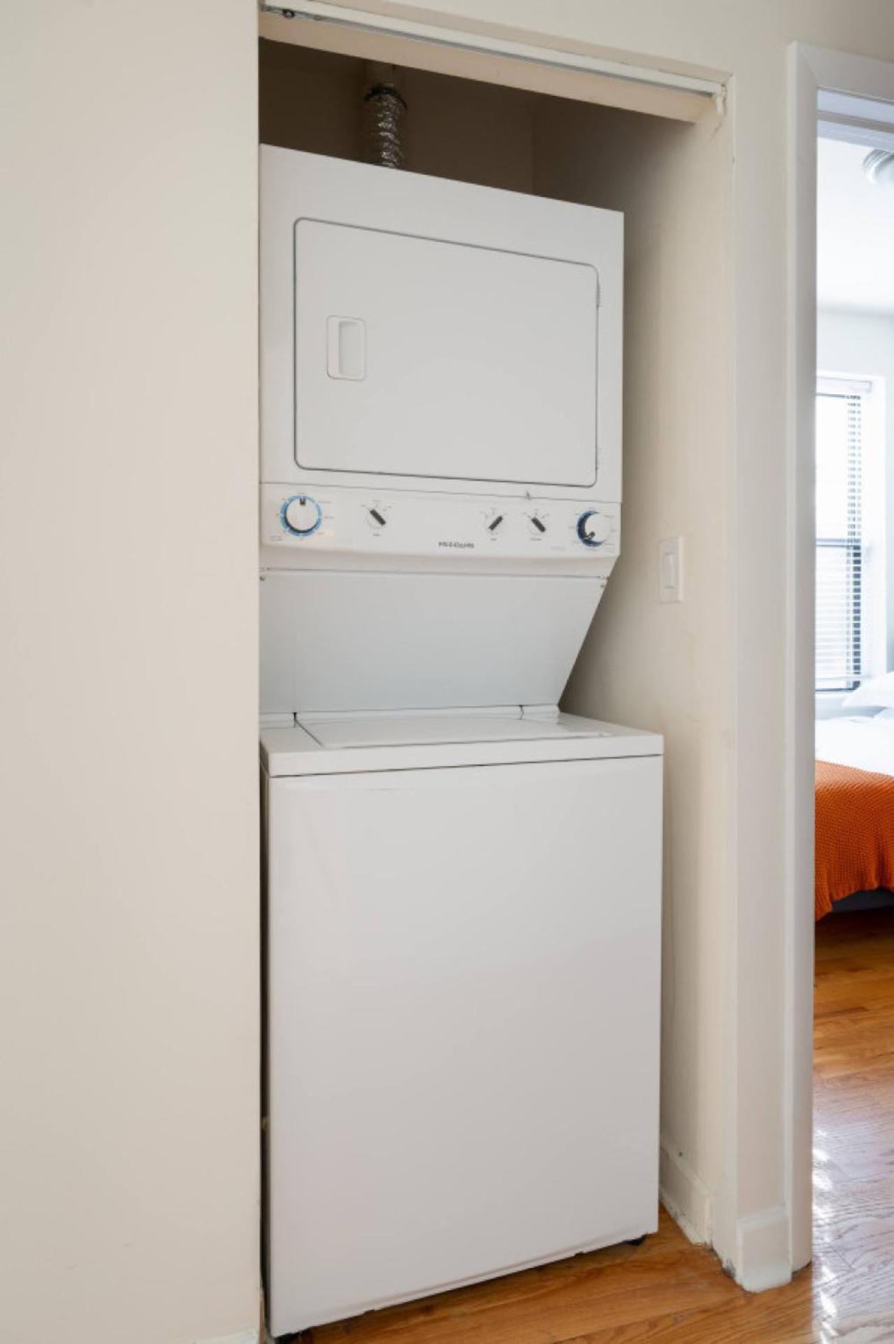Apartment Charming Renovated In Ukrainian Village Chicago