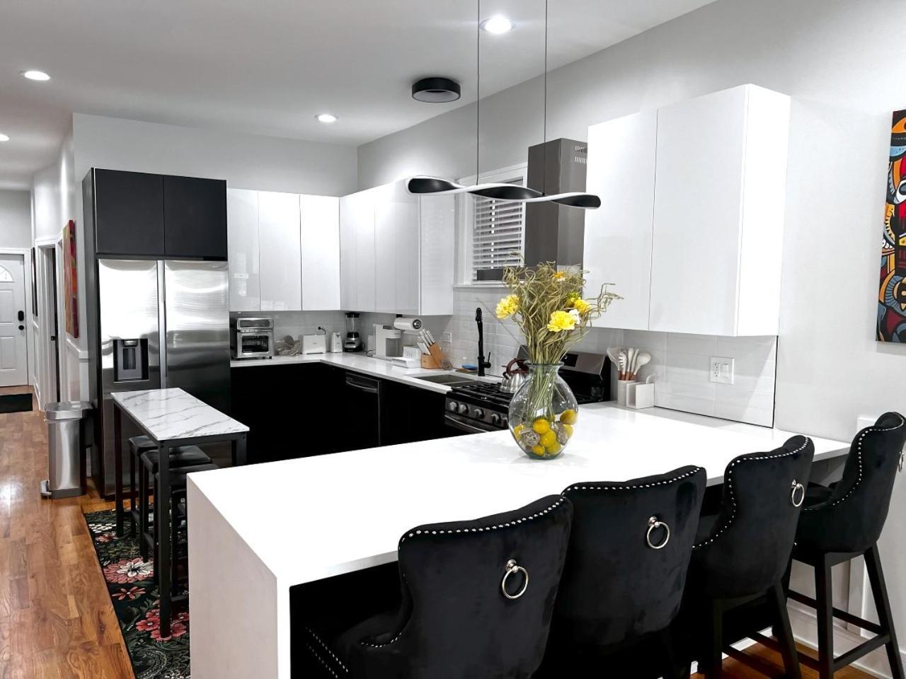 La Casa Negra A Beautiful 3bed 2bath Apartment *