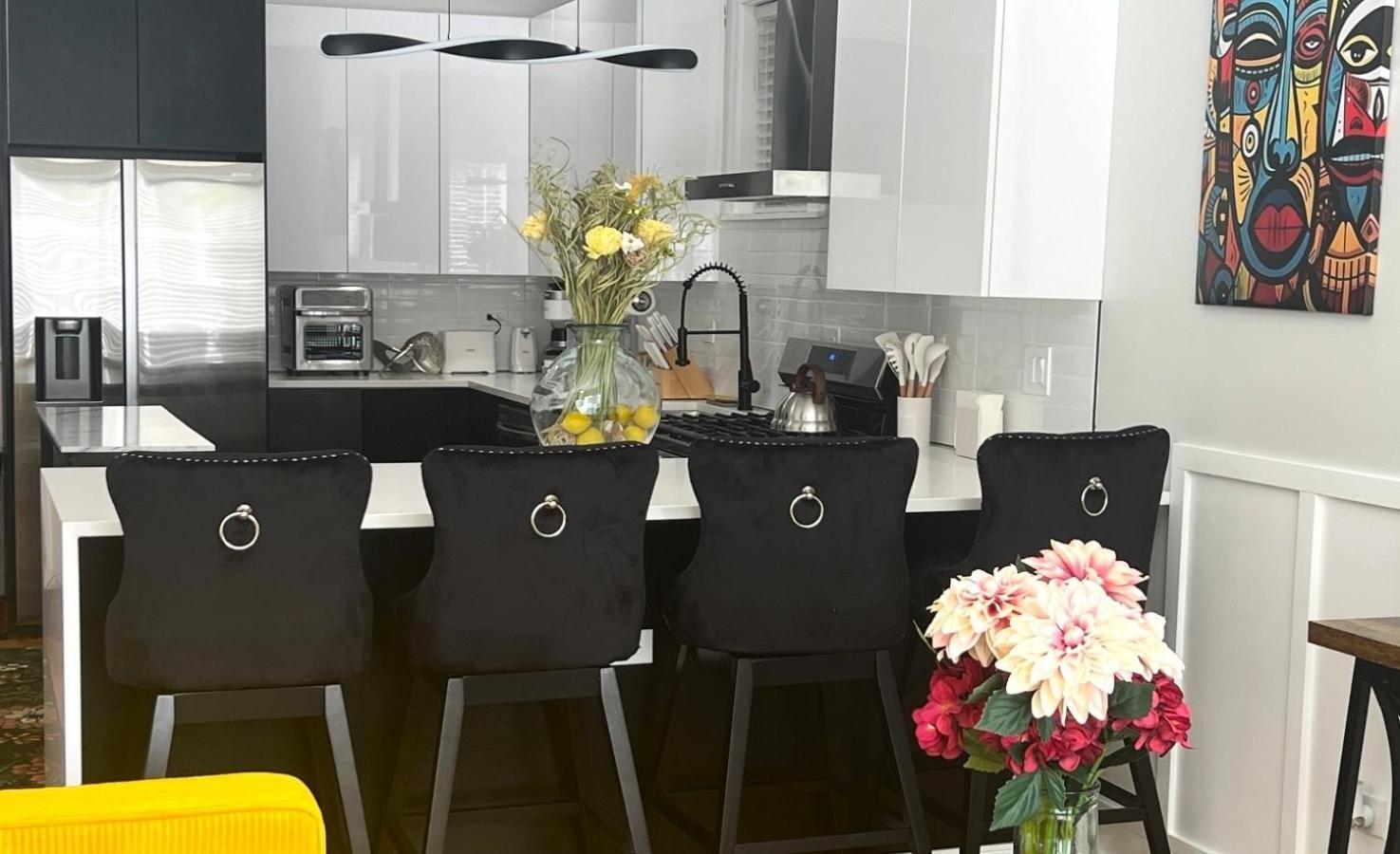 Apartment La Casa Negra A Beautiful 3bed 2bath *