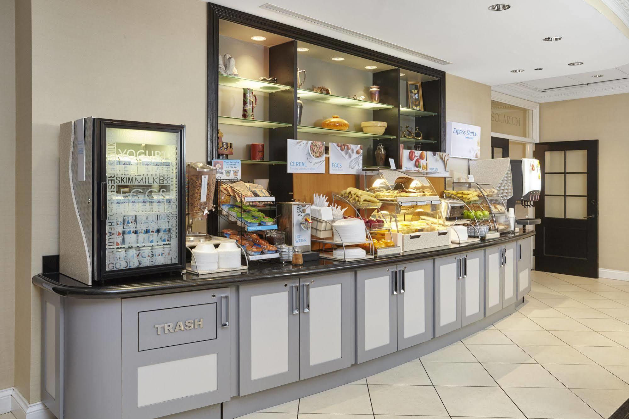 Express - Magnificent Mile By Ihg Hotel Chicago