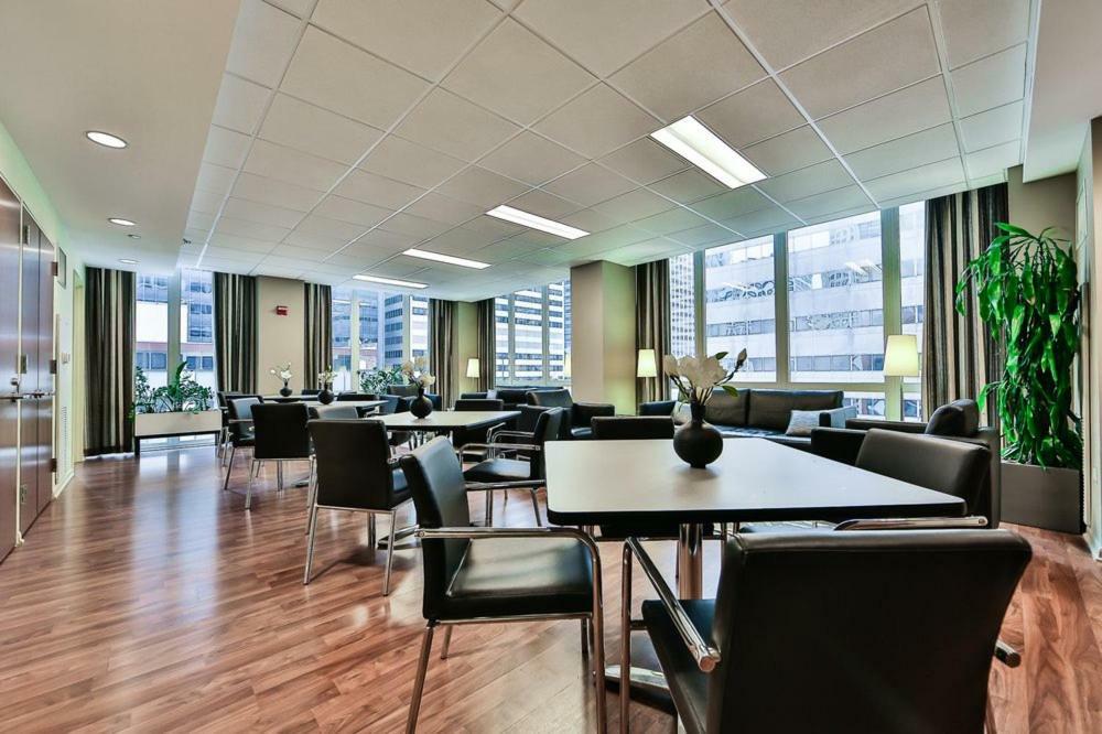 Ich Suites Apartment Chicago