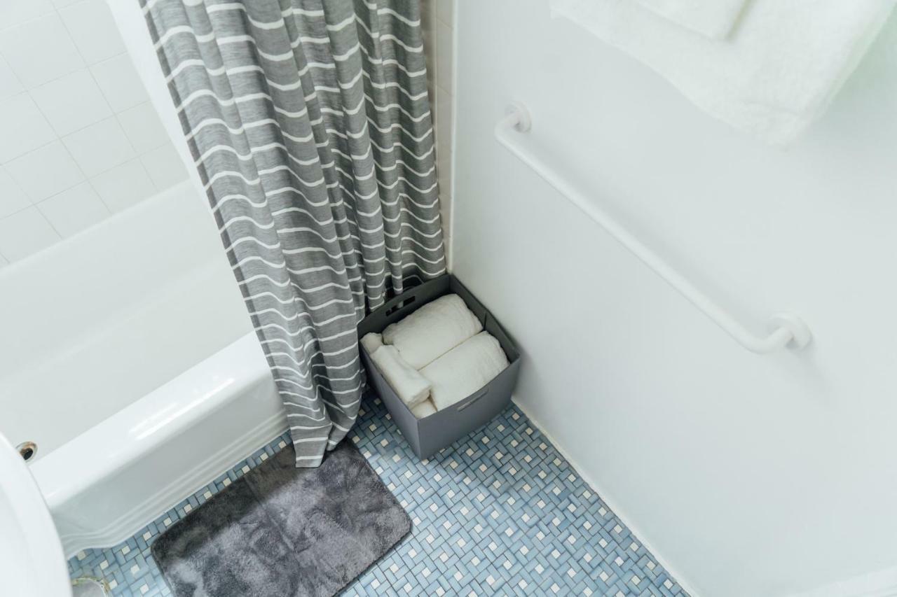 Apartment 1br Modern In The Heart Of The - Marshfield G Chicago