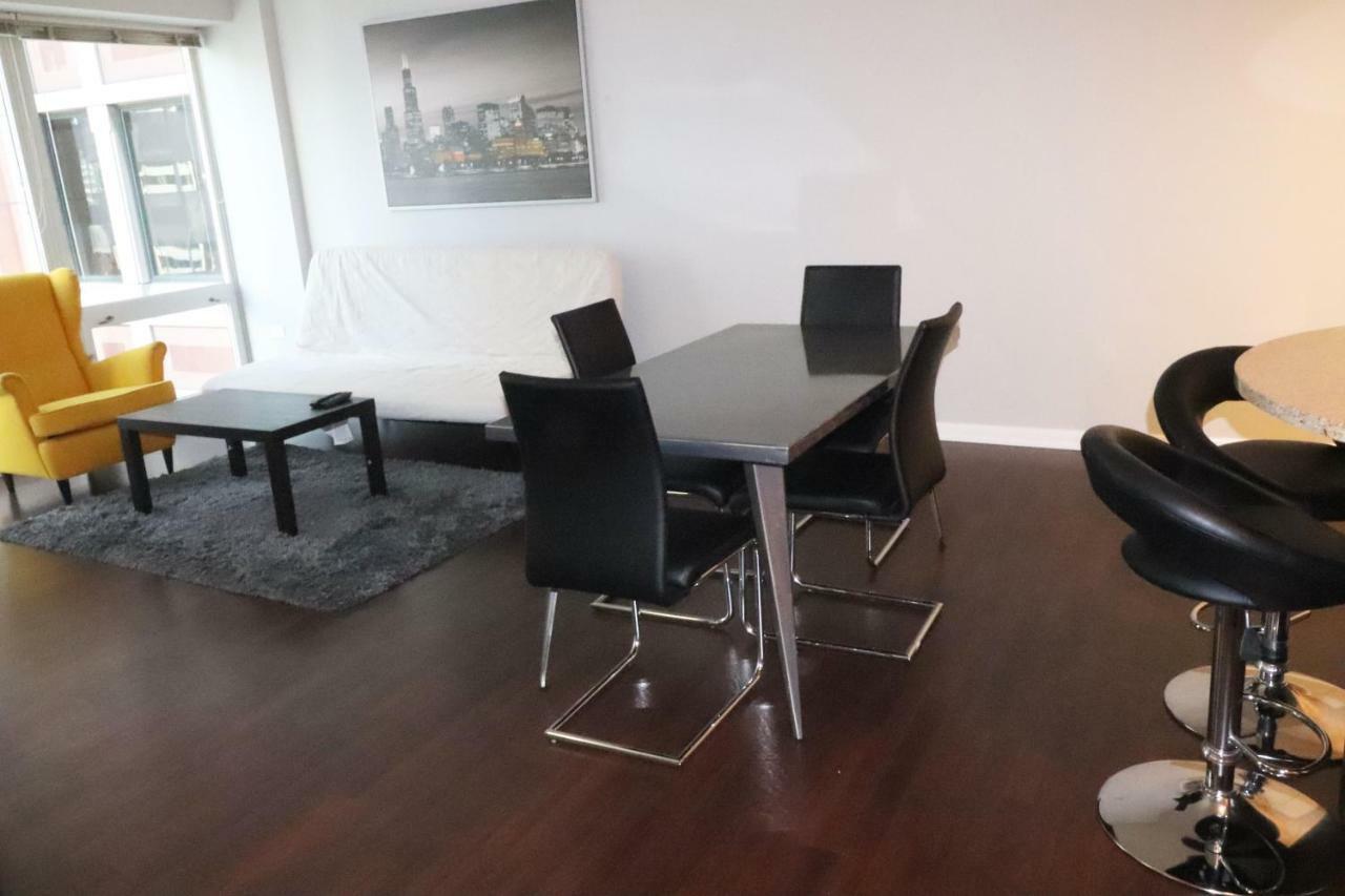 Apartment Ich Suites Chicago