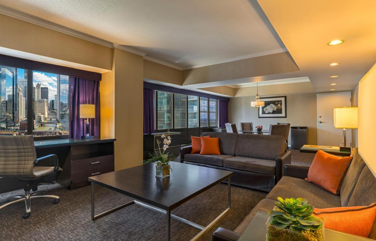 Holiday Mart Plaza River North, An Ihg Chicago