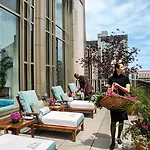 The Peninsula Chicago