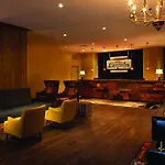 Hotel Lincoln