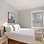 Serene 1Br Chicago Apartment - Barry 2