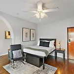 Stylish Studio Apt In Chicago - Dorchester 209